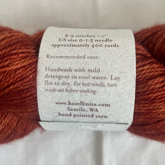 Skein NWT Fingering Weight Yarn - Picture 5 of 6